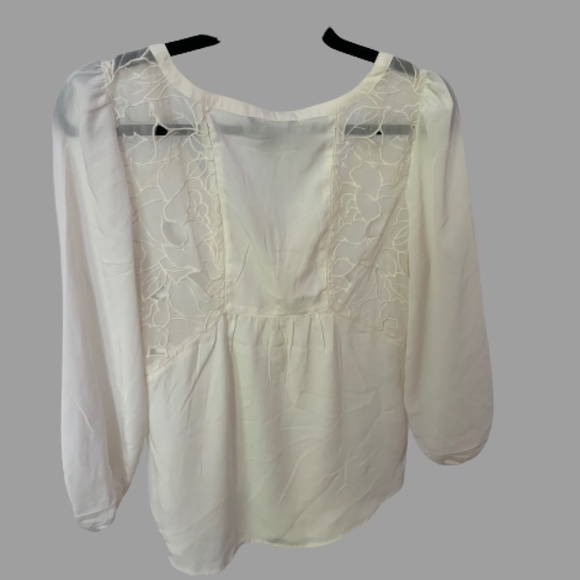 American Eagle Cream Blouse with Lace Detail - Picture 2 of 2